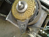 封口机气动刹车机构